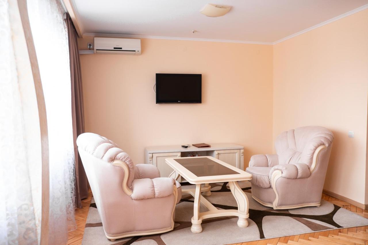 Hotel Halychyna Ternopil Eksteriør billede