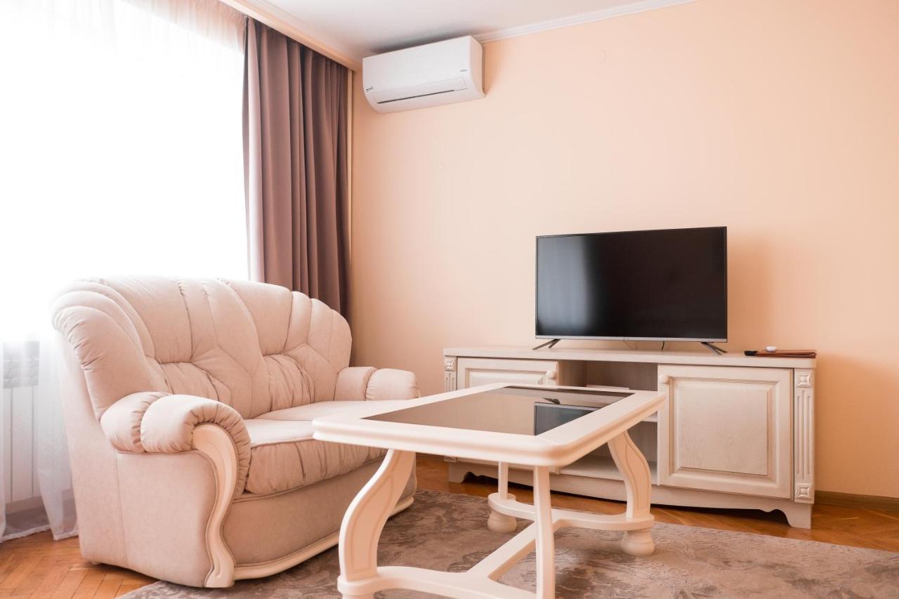 Hotel Halychyna Ternopil Eksteriør billede