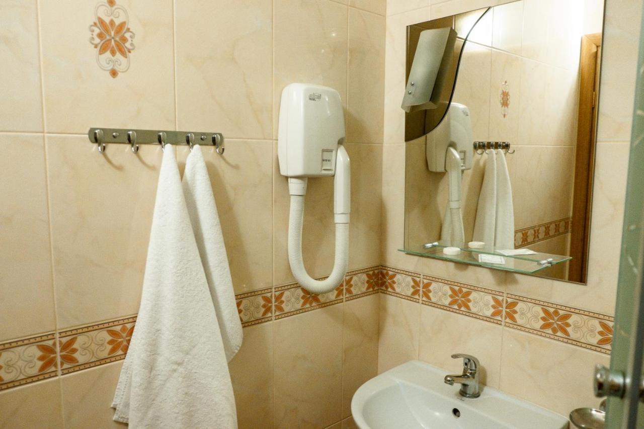 Hotel Halychyna Ternopil Eksteriør billede