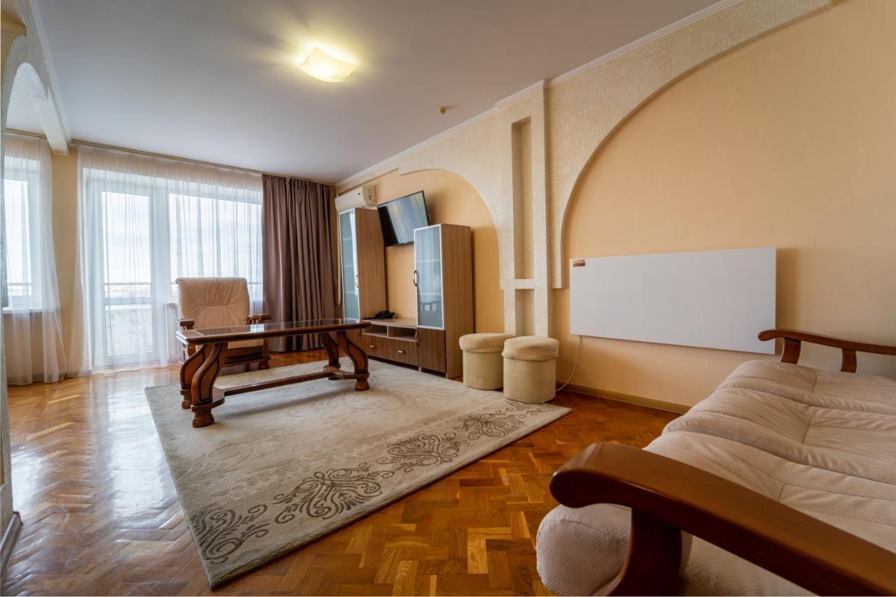 Hotel Halychyna Ternopil Eksteriør billede