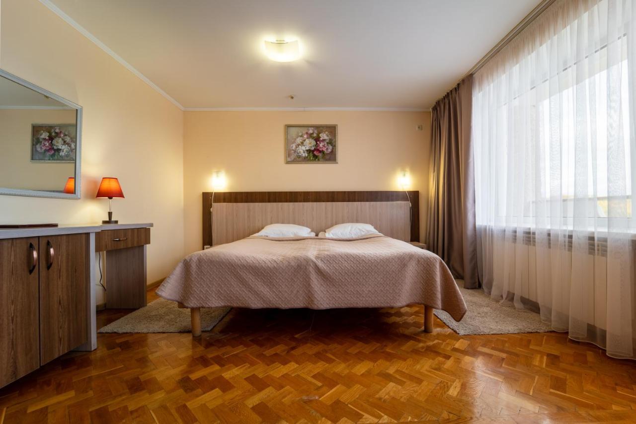 Hotel Halychyna Ternopil Eksteriør billede