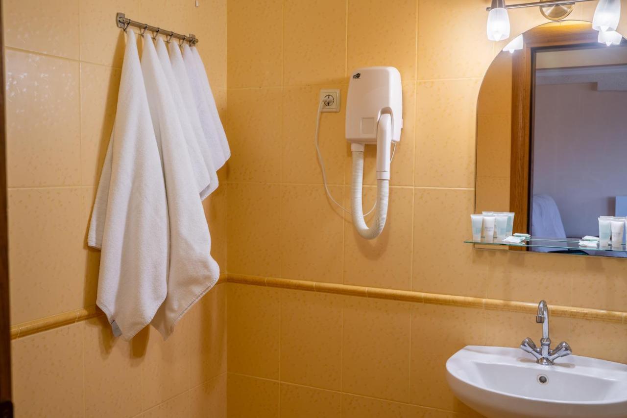 Hotel Halychyna Ternopil Eksteriør billede