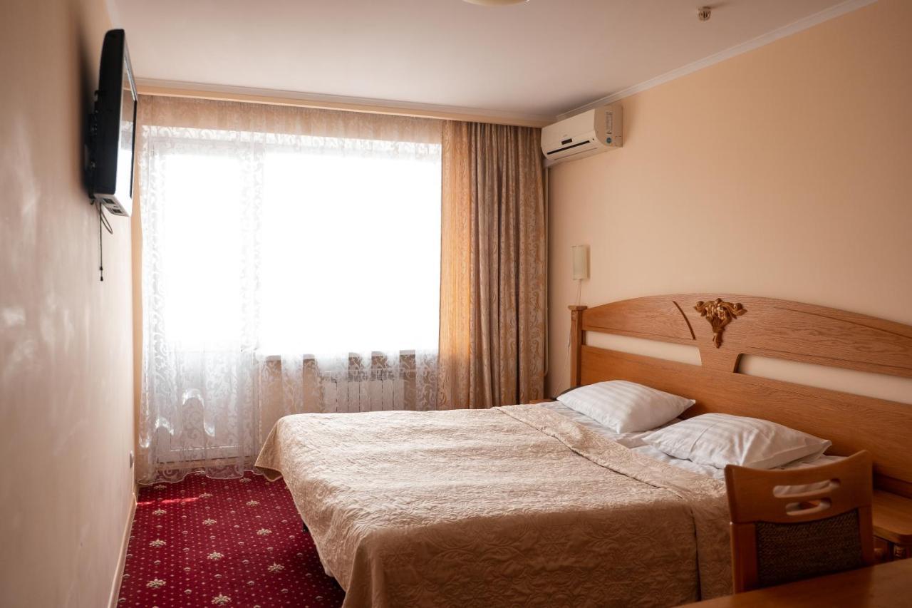 Hotel Halychyna Ternopil Eksteriør billede